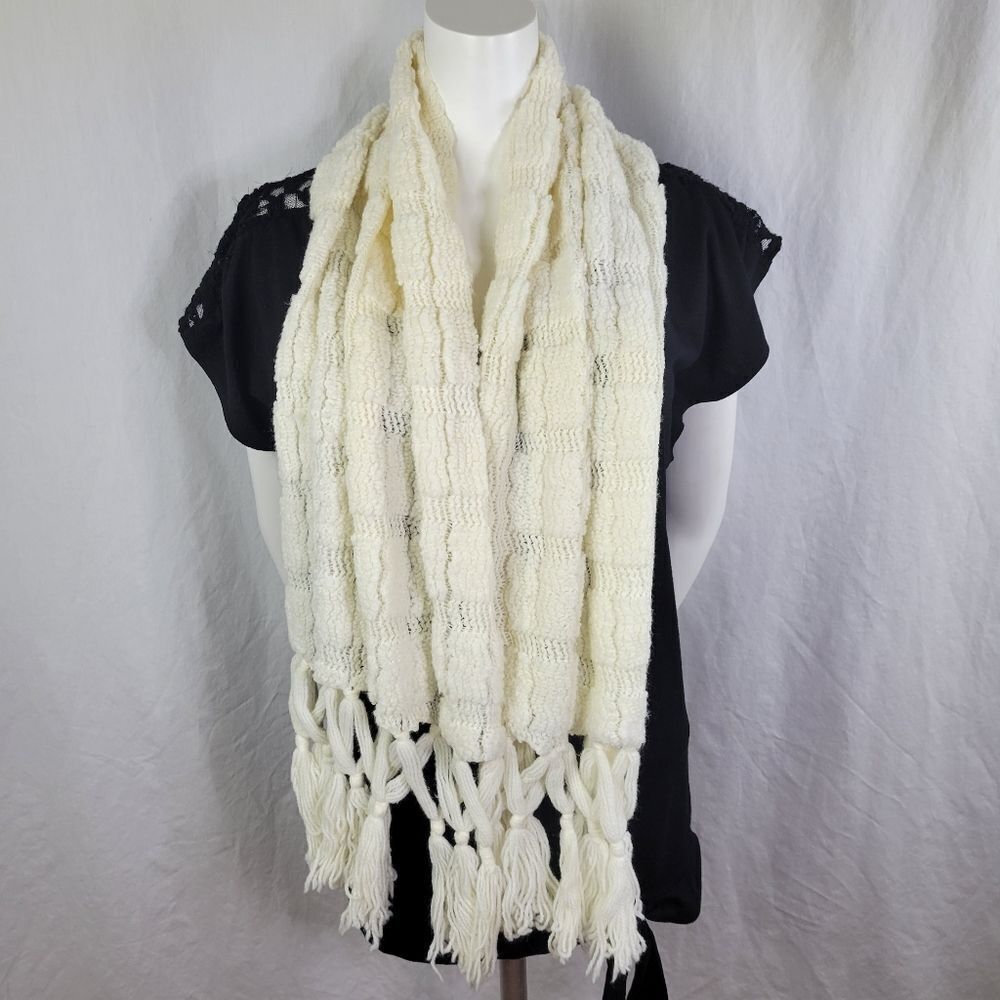 Vintage Creme-Colored Wide Scarf with Fringe‎